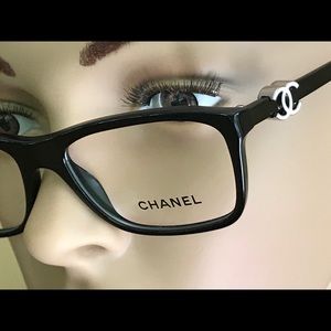 CHANEL - BLACK FRAMES